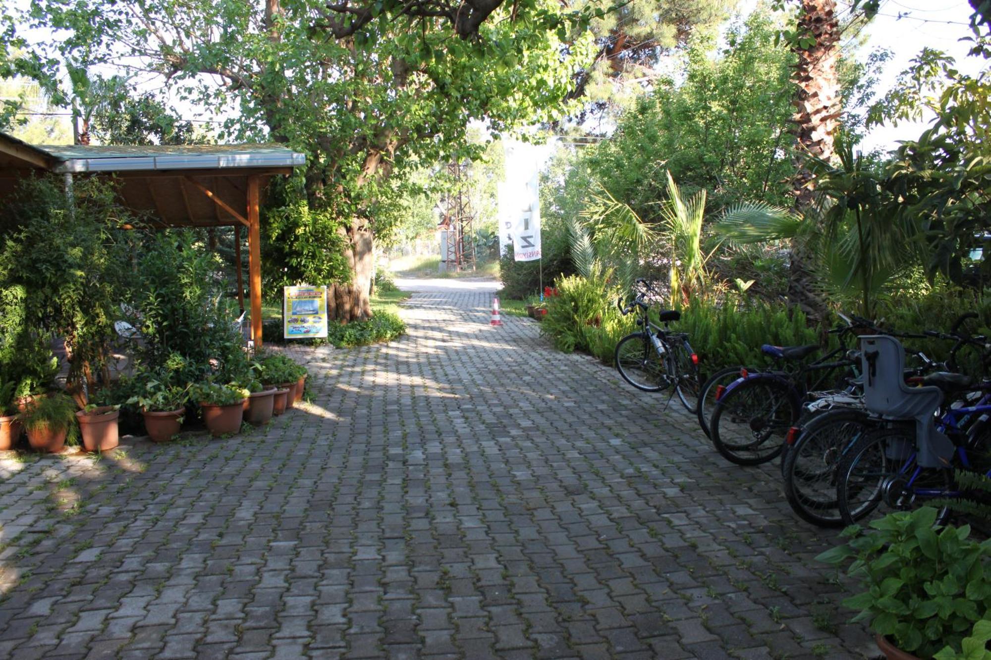 Yildiz Pension Bungalows Cirali Exterior photo